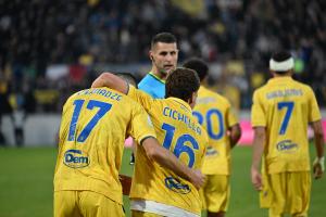 Frosinone-Juve Stabia 3-0