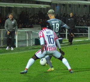 Alessandria, Serie B, 2021/2022, Alessandria-Vicenza 0-1, giocata allo stadio Giuseppe Moccagatta, nella foto: Simone Corazza contrastato da Da Silva Bikel