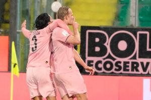 Palermo, Italia, 7 febbraio 2026. Stadio Renzo Barbera, Palermo vs Empoli, match valido per il campionato di Serie B 2025/2026. Nella foto: Esultanza Joel Pohjanpalo (Palermo FC)