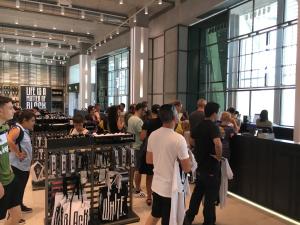 Mattia Perin allo JuveStore