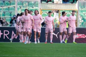 Palermo, Italy, 21 February 2026. Renzo Barbera Stadium, Palermo FC vs FC Sudtirol, match valid for the 2025/2026 Serie B championship. In the photo: Joel Pohjanpalo (Palermo FC) celebrates after a goal