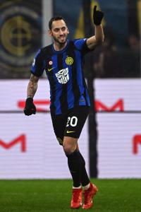 Cm Milano 09/12/2023 - campionato di calcio serie A / Inter-Udinese / foto Cristiano Mazzi/Image Sport nella foto: esultanza gol Hakan Calhanoglu