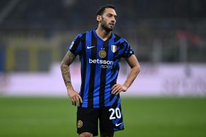 Db Milano 10/11/2024 - campionato di calcio serie A / Inter-Napoli / foto Daniele Buffa/Image Sport
nella foto: Hakan Calhanoglu