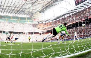 Milan-Lecce 2-0 