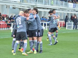 Alessandria, Serie B, 2021/2022, Alessandria-Spal 2-2, giocata allo stadio Giuseppe Moccagatta, nella foto: i giocatori dell'Alessandria festeggiano la rete realizzata