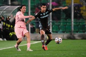 Palermo, Italia, 7 febbraio 2026. Stadio Renzo Barbera, Palermo vs Empoli, match valido per il campionato di Serie B 2025/2026. Nella foto: Tommaso Augello (Palermo FC)