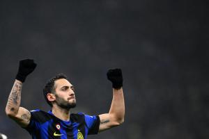 Mg Milano 09/12/2023 - campionato di calcio serie A / Inter-Udinese / foto Matteo Gribaudi/Image Sport
nella foto: esultanza gol Hakan Calhanoglu