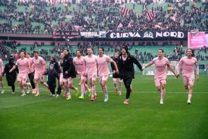 Palermo, Italy, 21 February 2026. Renzo Barbera Stadium, Palermo FC vs FC Sudtirol, match valid for the 2025/2026 Serie B championship. In the photo: Palermo FC final celebration