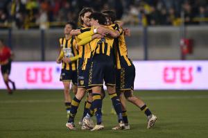 Castellamare di Stabia, 05.04.2025 - Juve Stabia - Salernitana / Campionato Serie B 2024-25 / foto Nicola Ianuale
Nella foto: la gioia dell Juve Stabia a fine gara