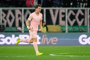 Palermo, Italy, 18 January 2026. Renzo Barbera Stadium, Palermo vs Spezia, match valid for the 2025/2026 Serie B championship. In the photo: Jacopo Segre (Palermo FC) celebrating