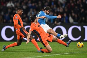 Db Napoli 03/12/2023 - campionato di calcio serie A / Napoli-Inter / foto Daniele Buffa/Image Sport
nella foto: Khvicha Kvaratskhelia-Denzel Dumfries-Matteo Darmian