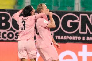 Palermo, Italia, 7 febbraio 2026. Stadio Renzo Barbera, Palermo vs Empoli, match valido per il campionato di Serie B 2025/2026. Nella foto: Esultanza Joel Pohjanpalo (Palermo FC)