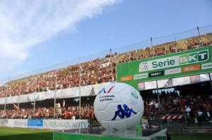 Salernitana-Palermo 0-0 
