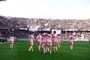 Palermo, Italy, 21 February 2026. Renzo Barbera Stadium, Palermo FC vs FC Sudtirol, match valid for the 2025/2026 Serie B championship. In the photo: Palermo FC celebration after a goal by Pietro Ceccaroni (Palermo FC)