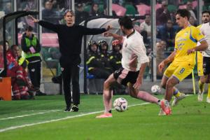 Palermo, Italy, 1 November 2025. Renzo Barbera Stadium, Palermo vs Pescara, match valid for the 2025/2026 Serie B championship. In the photo: Filippo Inzaghi (Palermo FC)