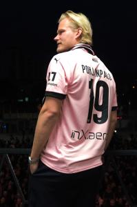 Presentazione Joel Pohjanpalo ai tifosi del Palermo (1)