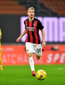 Milan-Hellas Verona 2-2 
