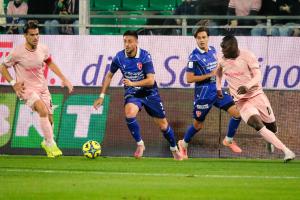 Palermo, Italy, 27 December 2025. Renzo Barbera Stadium, Palermo vs Padova, match valid for the 2025/2026 Serie B championship. In the photo: Antonio Barreca (Padua)