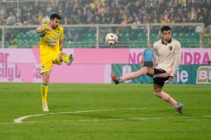 Palermo, Italy, 1 November 2025. Renzo Barbera Stadium, Palermo vs Pescara, match valid for the 2025/2026 Serie B championship. In the photo: Niccolo' Pierozzi (Palermo FC)