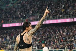 Palermo, Italia, 1 novembre 2025. Stadio Renzo Barbera, Palermo vs Pescara, match valido per il campionato di Serie B 2025/2026. Nella foto: Esultanza Matteo Brunori (Palermo FC)