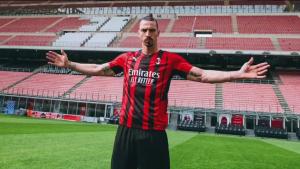 Presentazione maglie AC Milan 