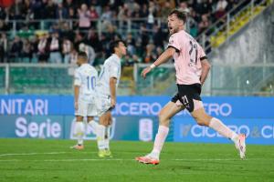 Palermo, Serie B 2024/2025, Palermo-Carrarese 1-1, Stadio Renzo Barbera /foto Federico Serra/, nella foto: Jeremy Le Douaron
