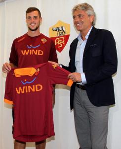 Presentazione Mattia Destro 