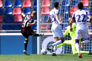 Bologna-Fiorentina 3-3 