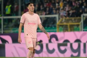 Palermo, Italy, 27 December 2025. Renzo Barbera Stadium, Palermo vs Padova, match valid for the 2025/2026 Serie B championship. In the photo: Davide Veroli (Palermo FC)