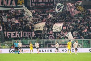 Palermo, Italy, 1 November 2025. Renzo Barbera Stadium, Palermo vs Pescara, match valid for the 2025/2026 Serie B championship. In the photo: Palermo fans