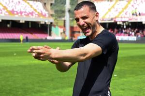 Salerno, Salernitana-Fiorentina-Campionato Serie A 2021/22
Nella foto: Federico Bonazzoli ( Salernitana ) a fine gara festeggia