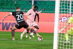 Palermo, Italia, 7 febbraio 2026. Stadio Renzo Barbera, Palermo vs Empoli, match valido per il campionato di Serie B 2025/2026. Nella foto: Claudio Gomes (Palermo FC) e Matteo Lovato (Empoli FC)