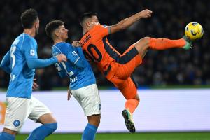 Db Napoli 03/12/2023 - campionato di calcio serie A / Napoli-Inter / foto Daniele Buffa/Image Sport
nella foto: Giovanni Di Lorenzo-Lautaro Martinez