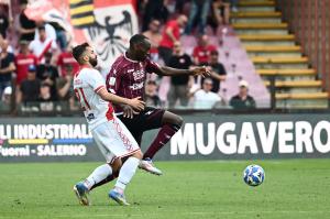 Salerno, 04.05.2025 - Salernitana - Mantova / Campionato Serie B 2024-25 / foto Nicola Ianuale
Nella foto: Simy Nwankwo e Simone Trimboli