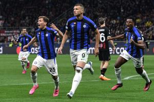 Milan-Inter 0-2  (2)