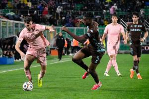 Palermo, Italia, 7 febbraio 2026. Stadio Renzo Barbera, Palermo vs Empoli, match valido per il campionato di Serie B 2025/2026. Nella foto: Jeremy Le Douaron (Palermo FC)