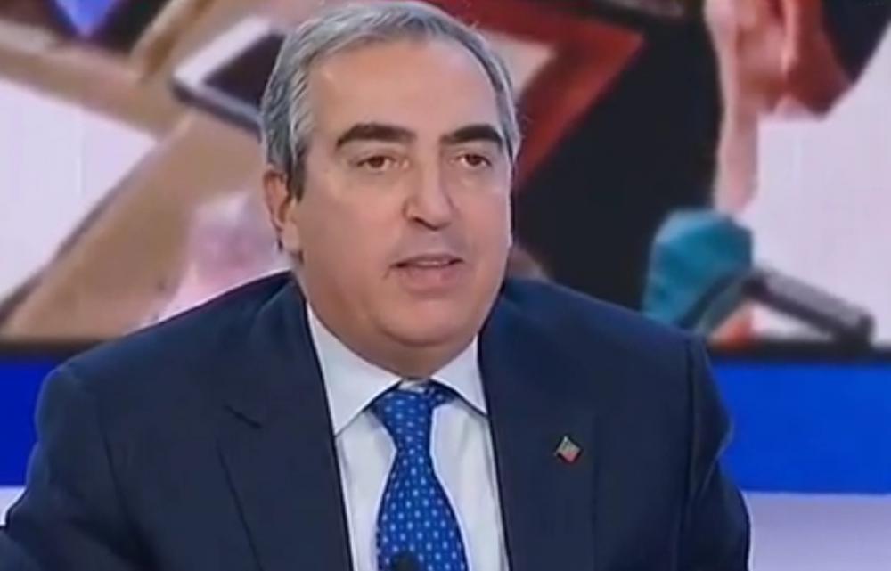 alt=