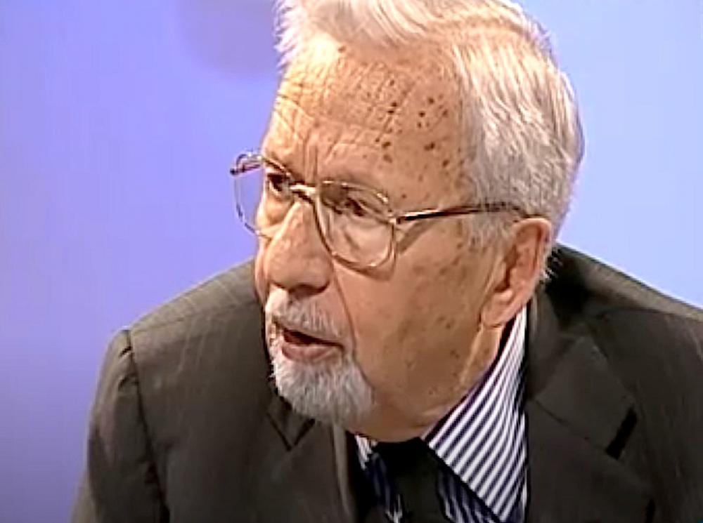alt=