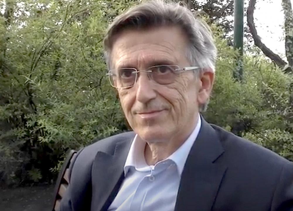 alt=