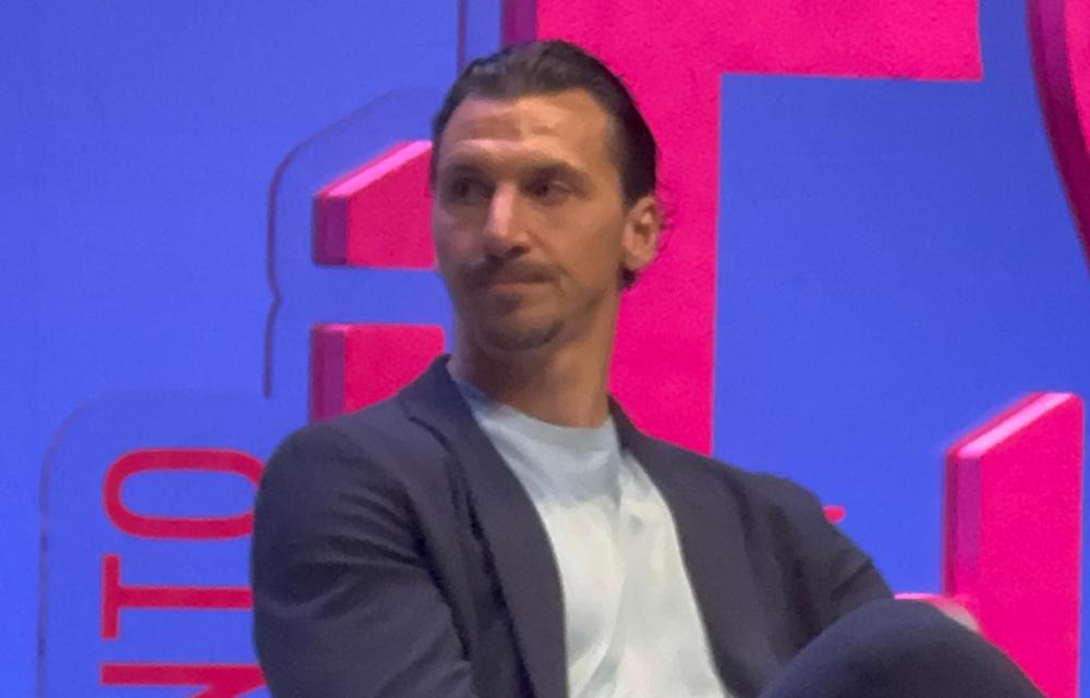 alt=