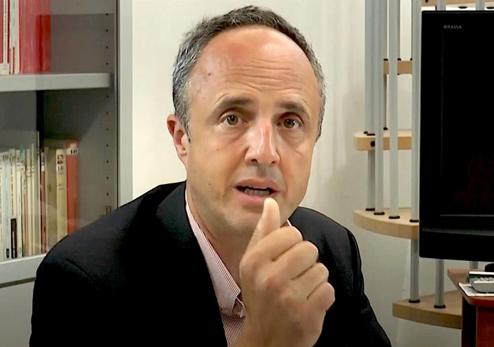 alt=