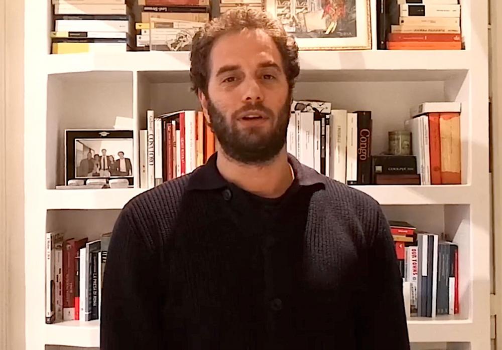 alt=