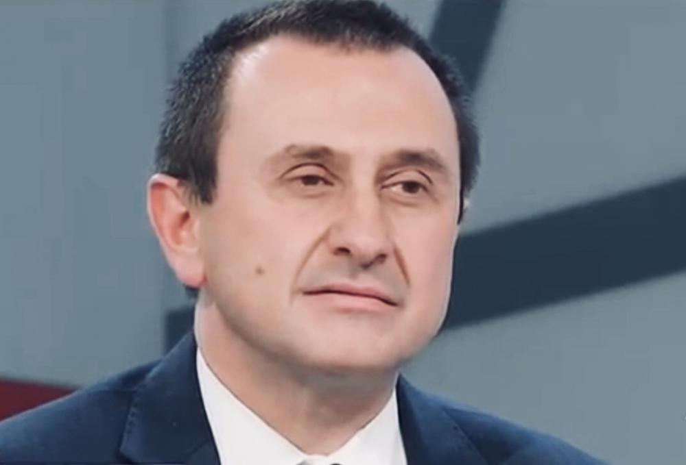 alt=
