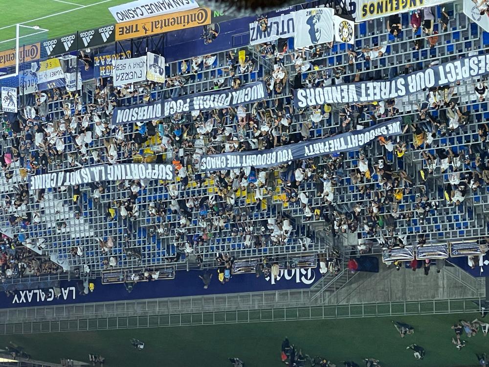 alt=