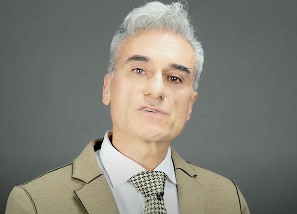 alt=