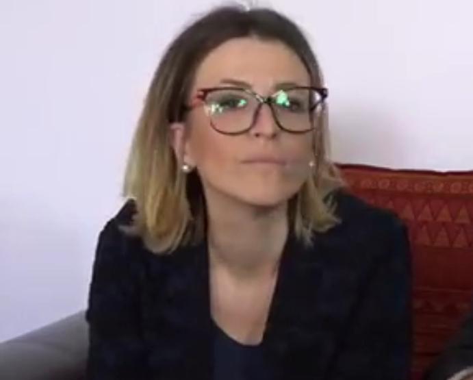 alt=