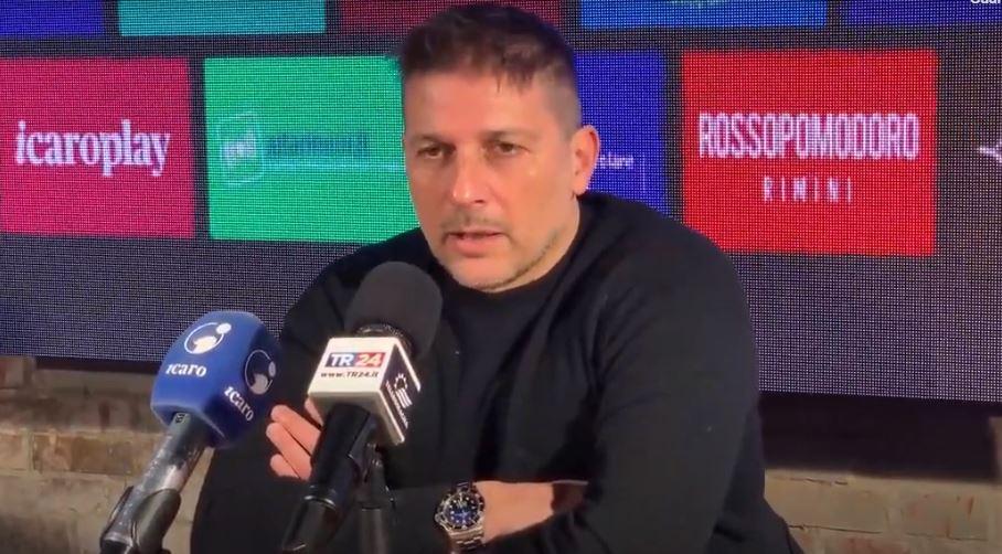 alt=
