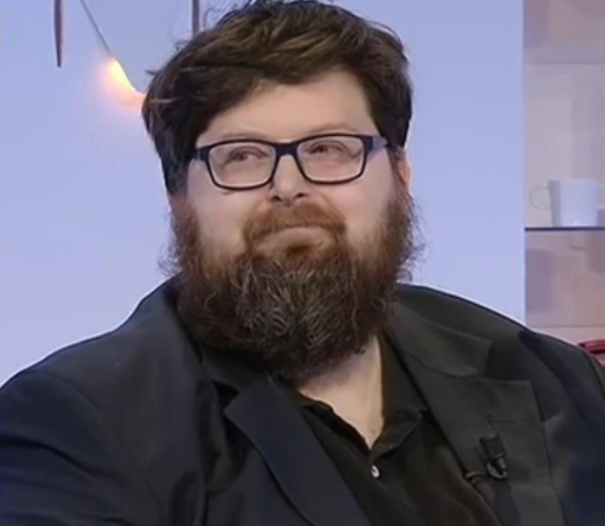 alt=