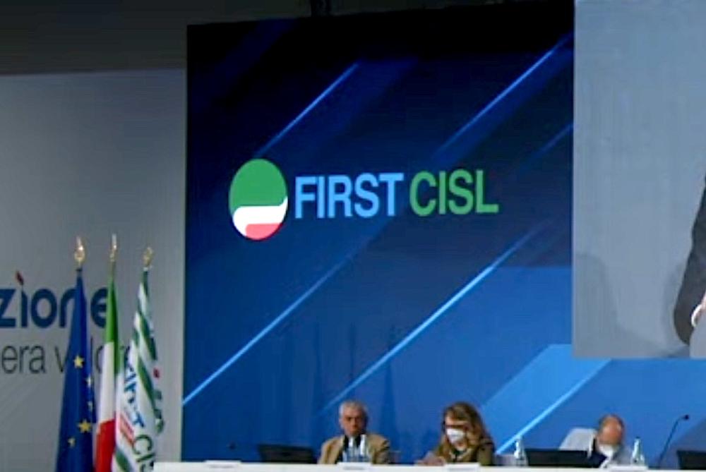 alt=