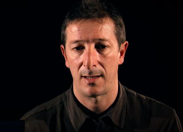 alt=